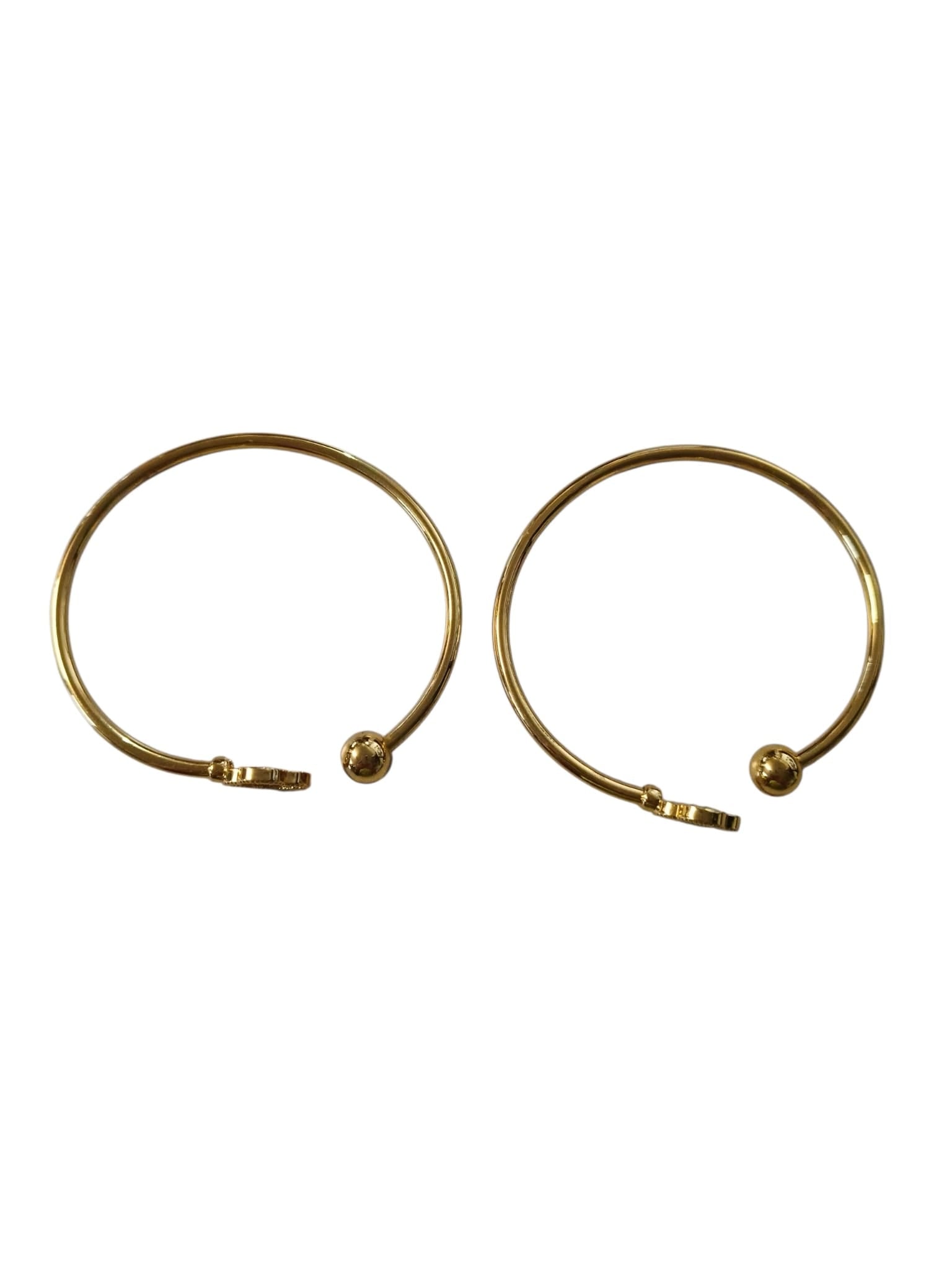 Elegantes Schmuckset Goldfarben – Halskette mit Ring-Anhänger & Creolen für Damen